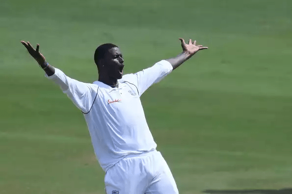 Holder picked up the wicket of Chibhabha before lunch.