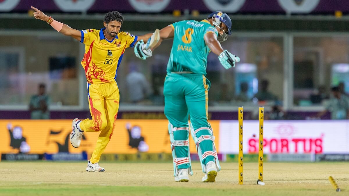 Varun Chakaravarthy Shines As Dindigul Dragons